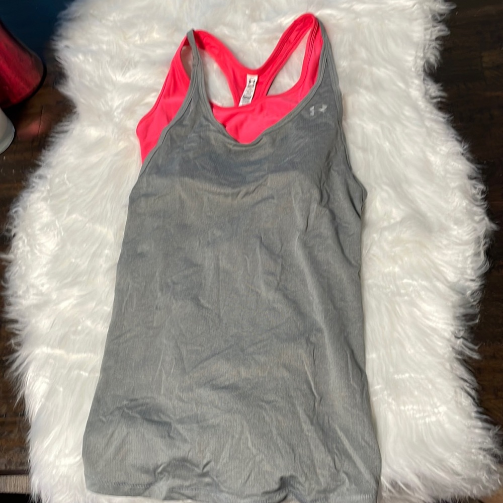 Women’s Under Armour Tank - size M